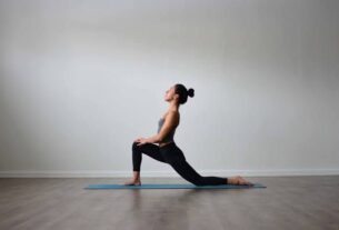 Anjaneyasana