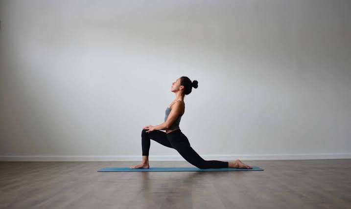 Anjaneyasana